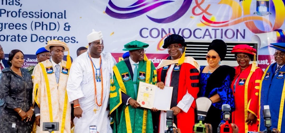 Sanwo-Olu Rewards LASU’s Best Graduates With N20m