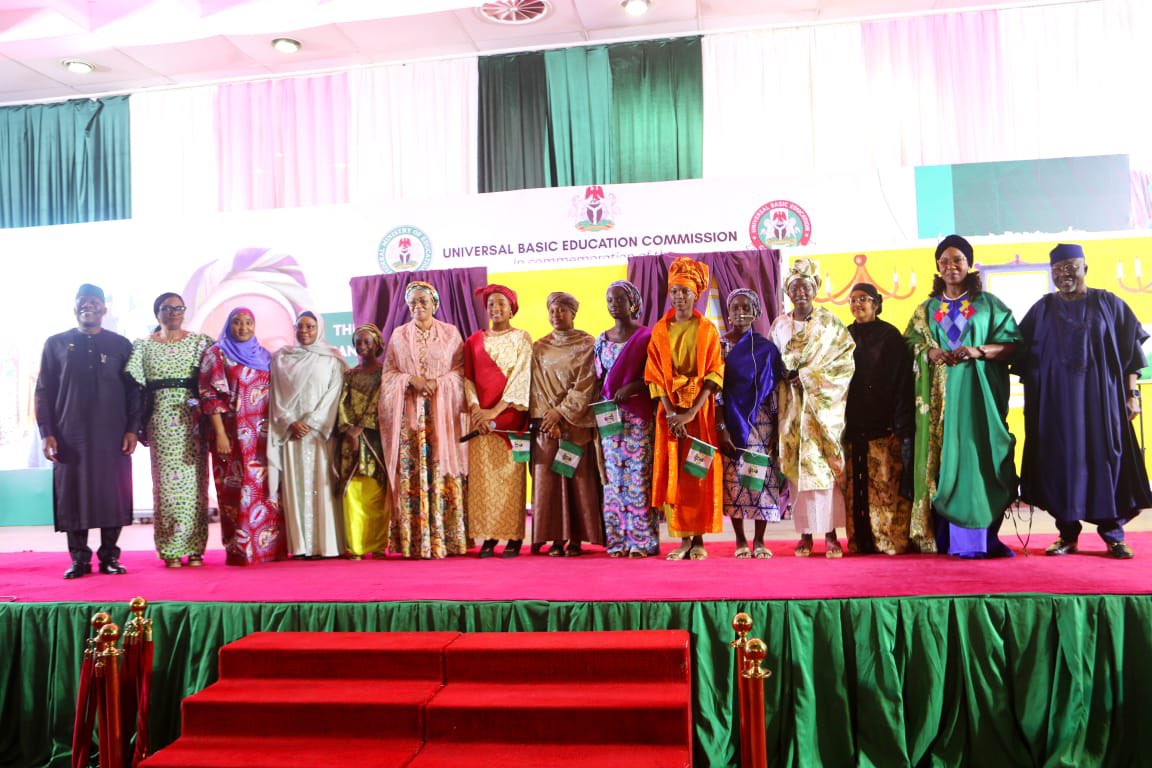 FG Begins Distribution of 2 Million Sanitary Towel Packs to School Girls